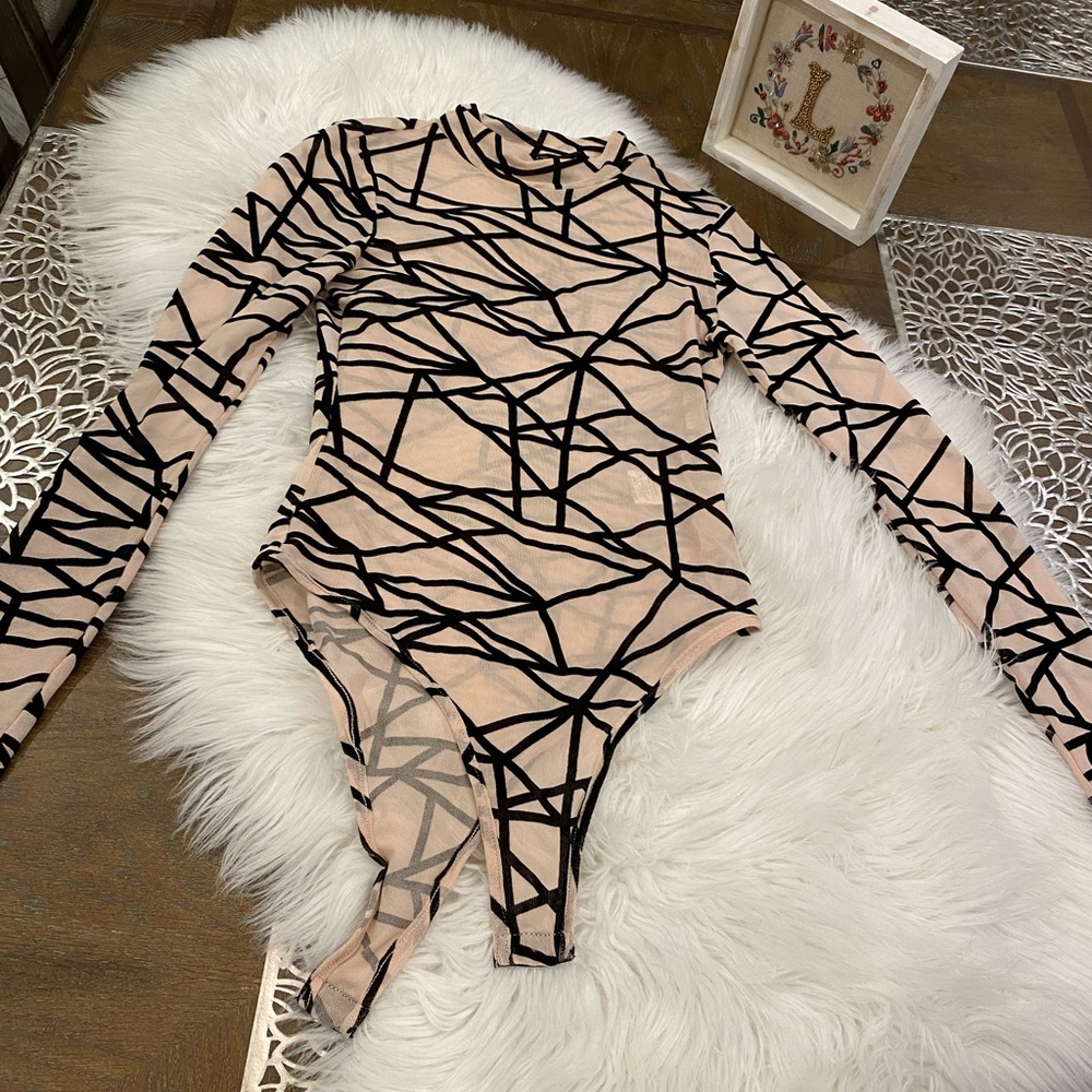 Bodysuit size M